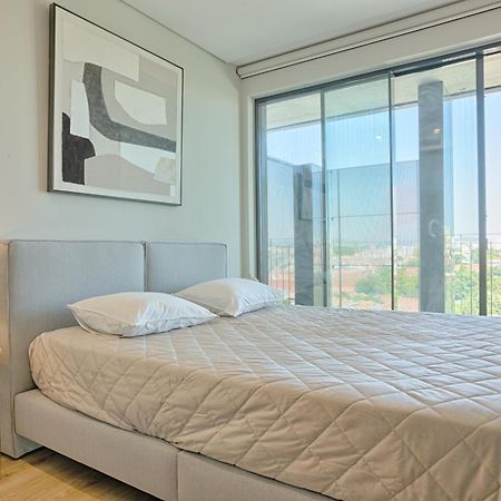 Апартаменты Brand New Luxurious Ap T2 - Amazing View- With Garage Вила-Нова-ди-Гая Экстерьер фото
